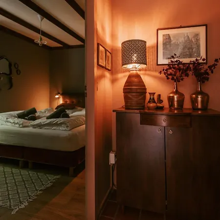 Cozy By Bed En Boshuisjes