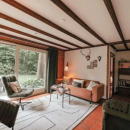 Cozy By Bed En Boshuisjes