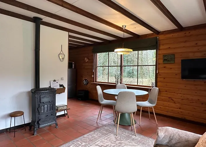 Bed En Boshuisjes Üdülőpark Oisterwijk